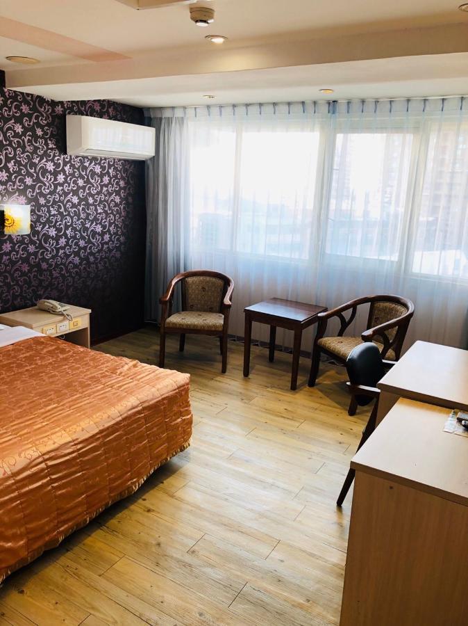 Jing Chech Hotel Гаосюн Екстер'єр фото